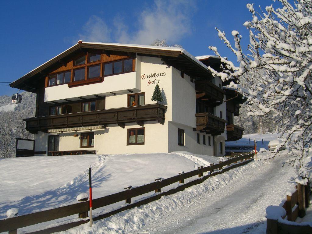 Gastehaus Hofer Apartamento Brixen im Thale Exterior foto